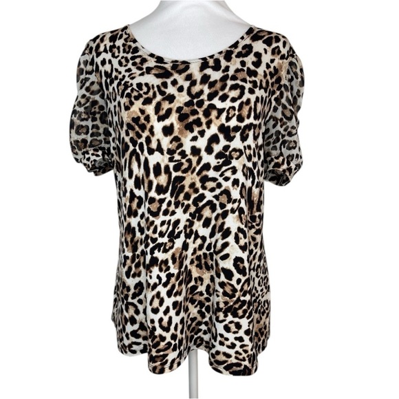 Adele & May Tops - Adele & May Animal Print Short Sleeve Rushing Top Size Medium